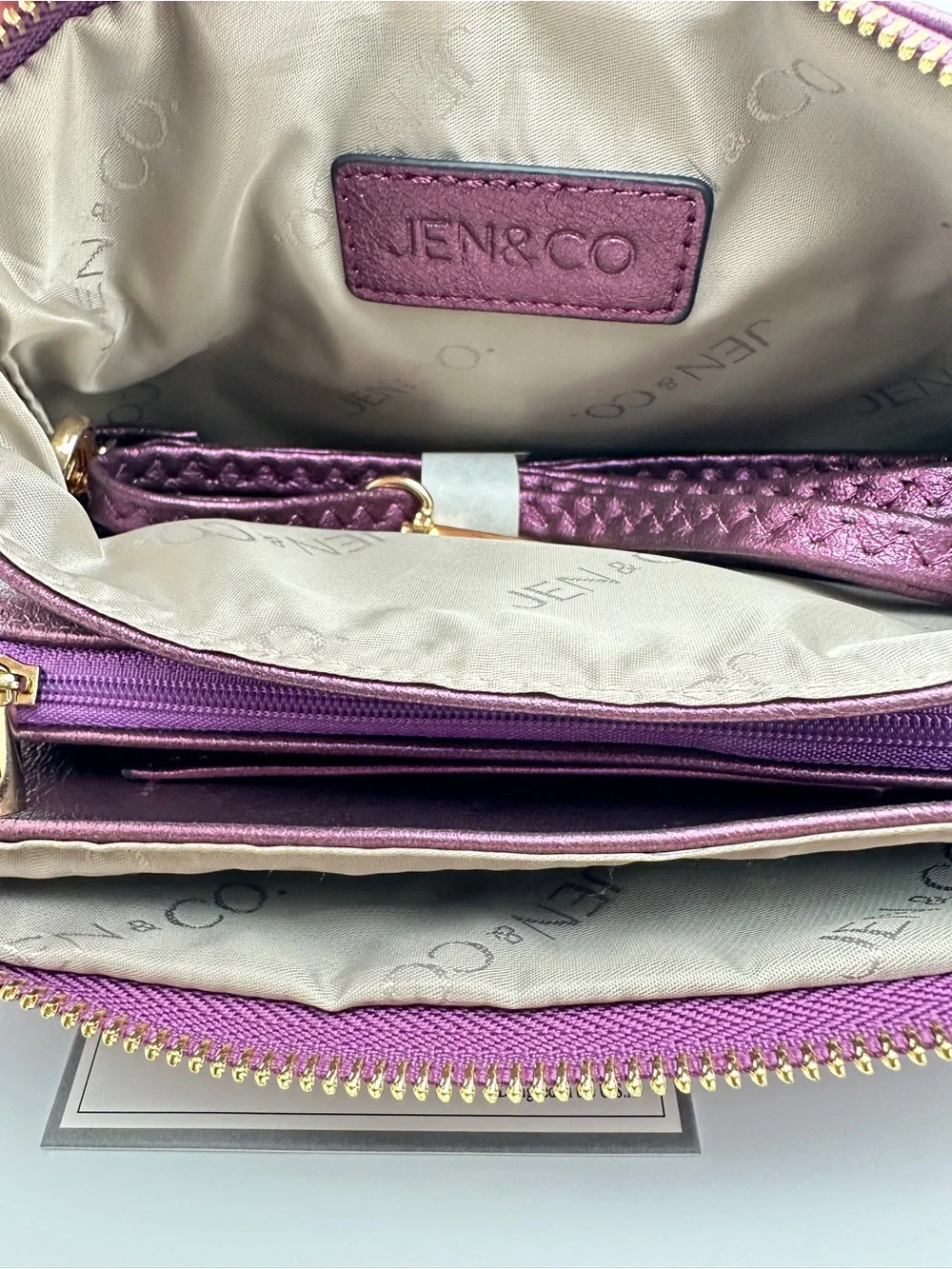 Jen & Co Riley Metallic vegan Leather Crossbody bag Wristlet Clutch